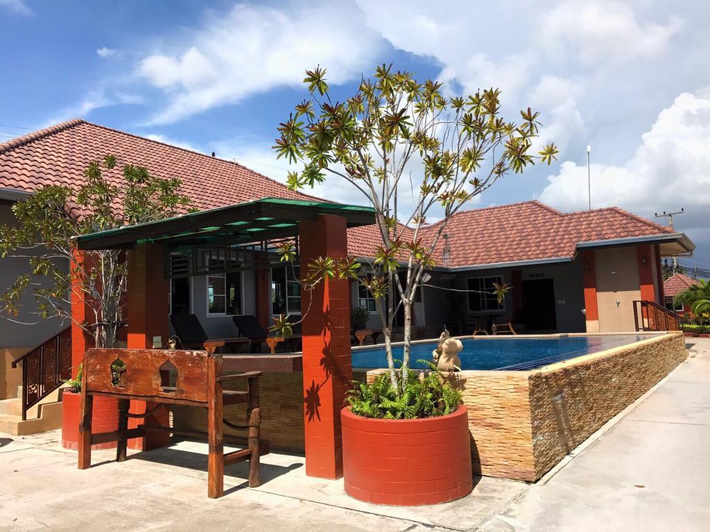 Benwadee Resort Pattaya Ban Pong  Exterior photo